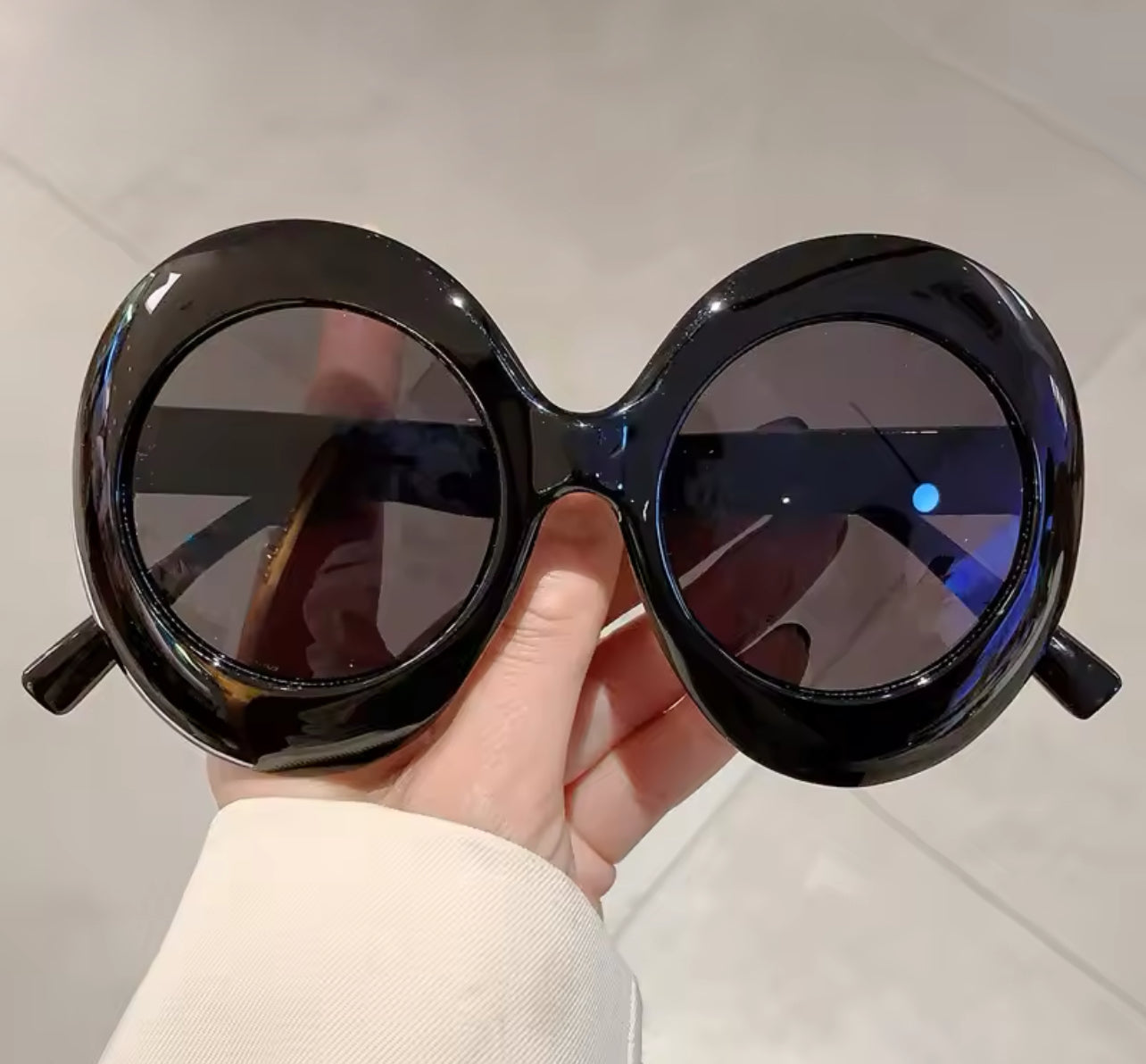 Women’s Big Oversize Round Plastic Frame Sunglasses