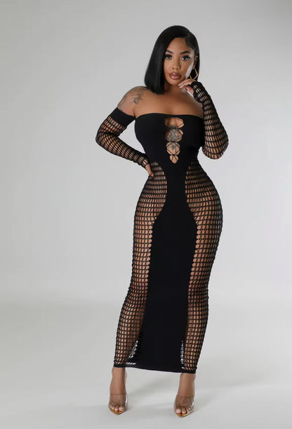 “Catch on” Black Mesh Off The Shoulder Fashion Dress