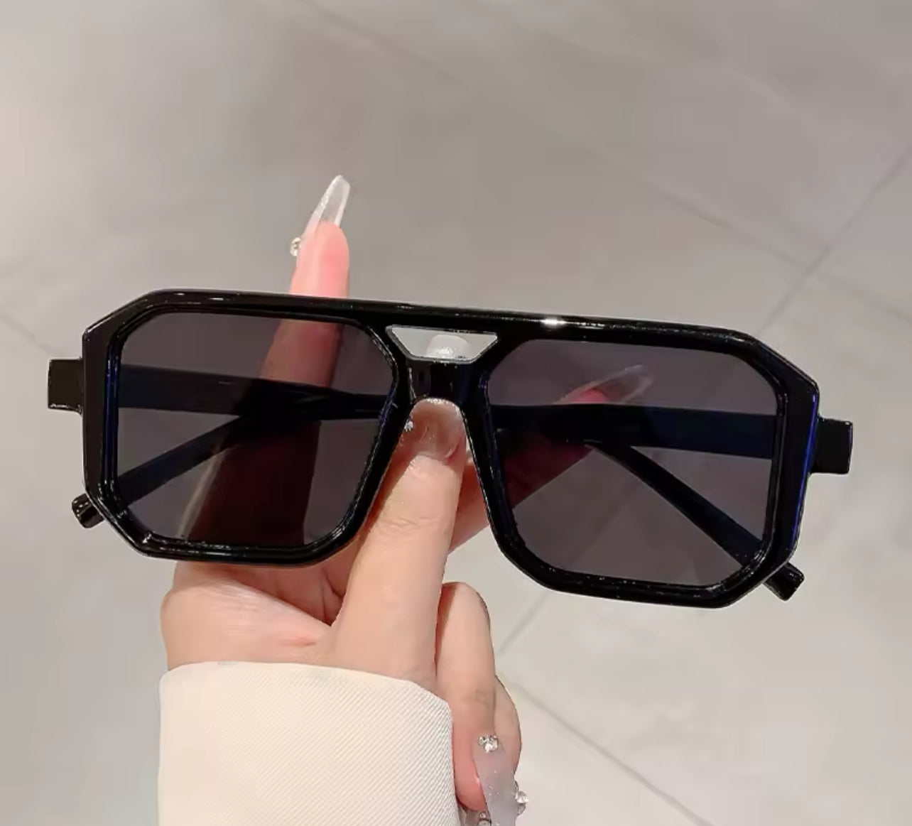 Trendy Oversize Square Retro Sunglasses