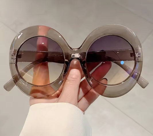 Women’s Big Oversize Round Plastic Frame Sunglasses