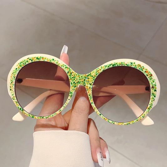 Women Plastic Vintage Round Frame Sunglasses - Weekend Shade 