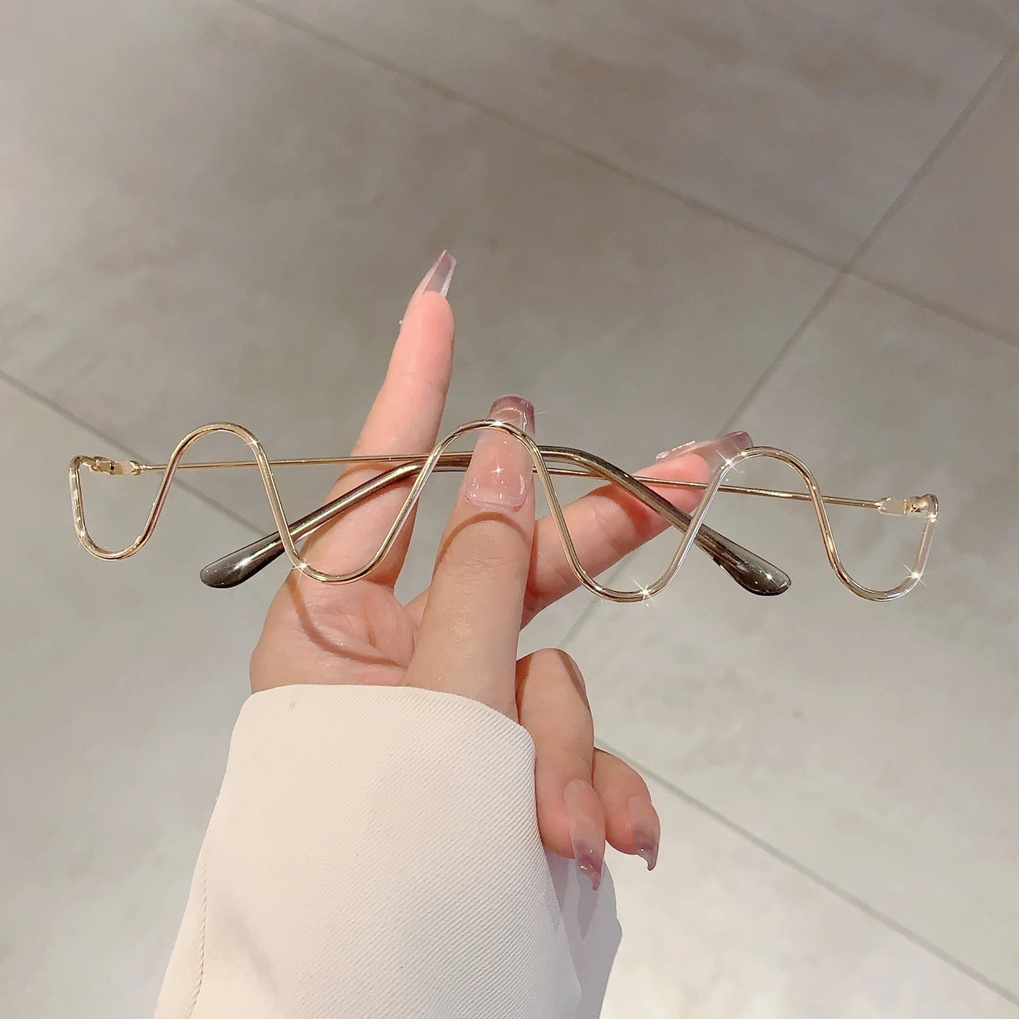 "Wavy" Rimless Fashion Frame Glasses