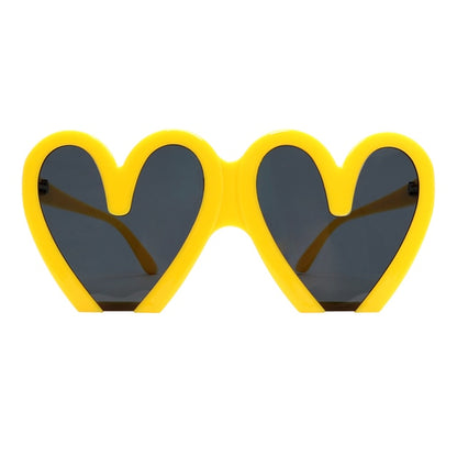 Oversize Super Heart Plastic Sunglasses - Weekend Shade Sunglasses 