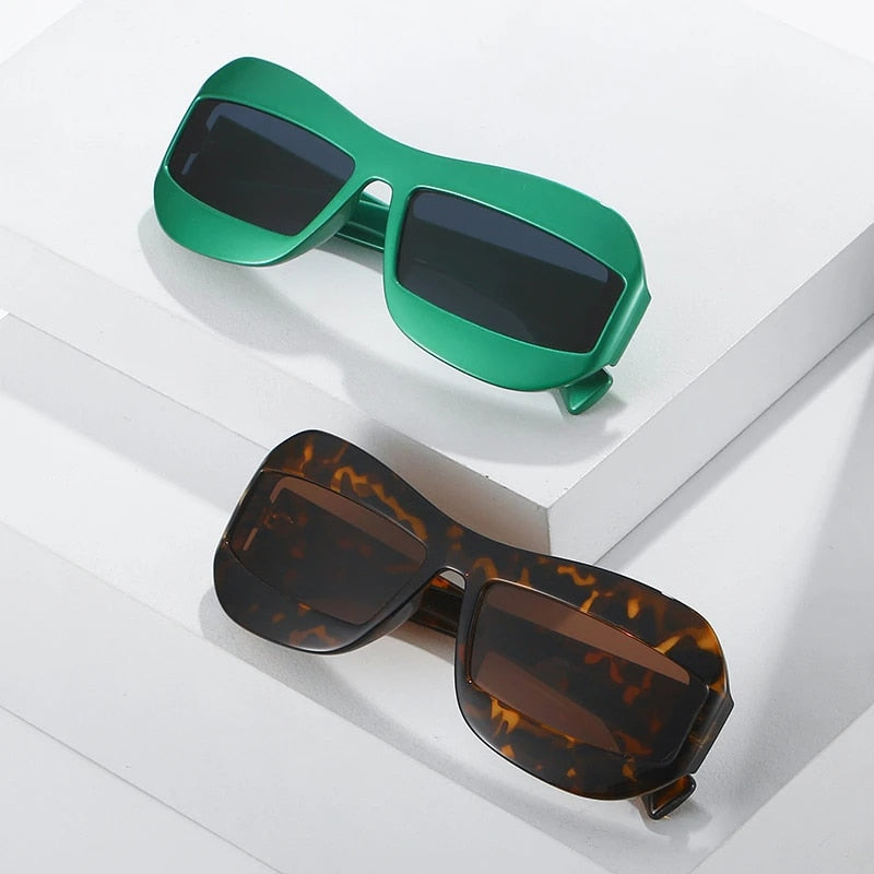 Irregular Retro Style Square Sunglasses