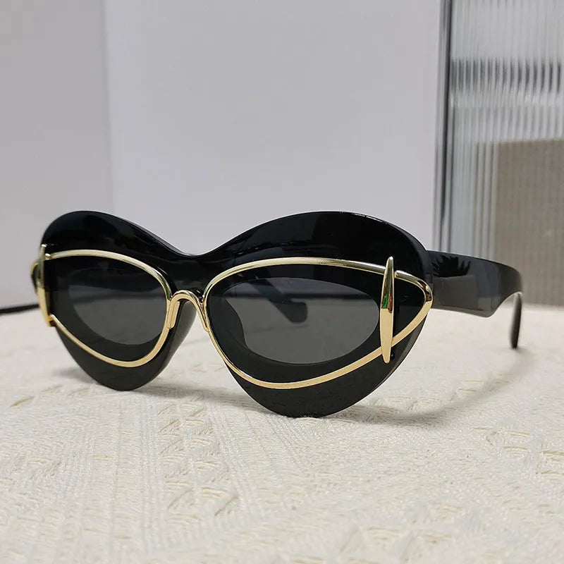 Women's Cat Eye Fashion Plastic Sunglasses - Trendy Sunglasses 