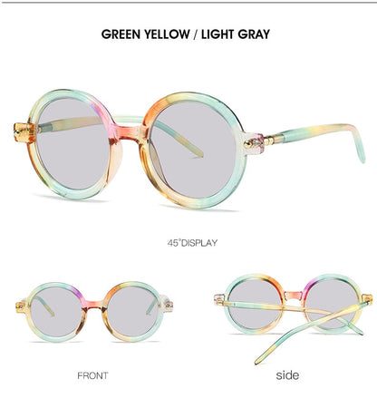 "Move in silence" Women Round Plastic Frame Sunglasses